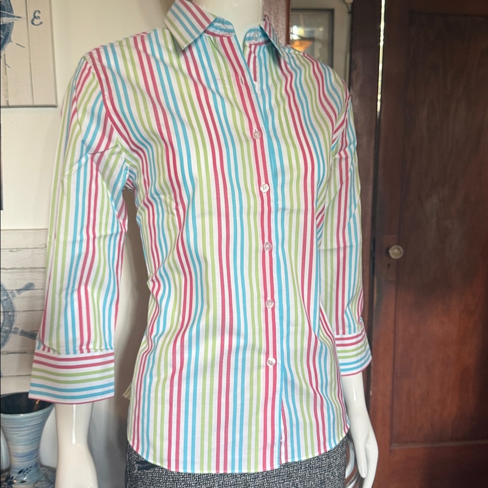 NWT Tabi size small 100% cotton Colorful Striped Button-Up Shirt